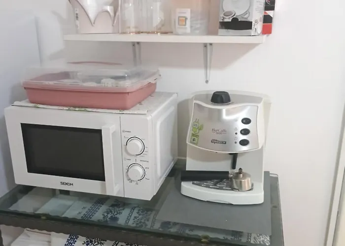 Tetyana Oda ve Kahvaltı *