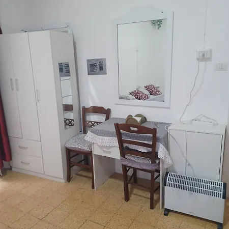 לינה וארוחת בוקר Tetyana